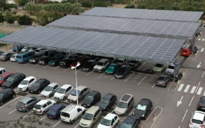Ombrières photovoltaïques : une obligation qui accélère la transformation des parkings